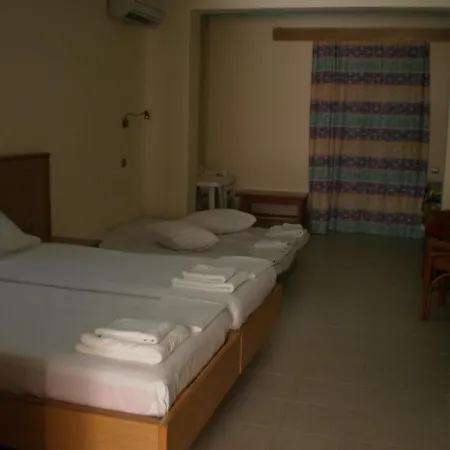 Hotel Spanos 4*