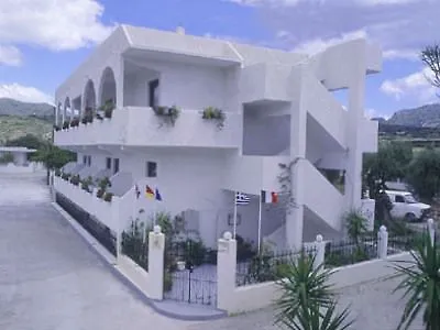 Spanos Hotel 4*